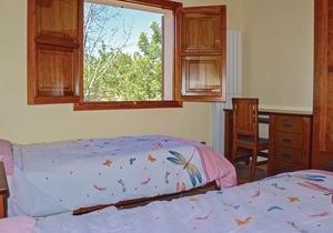 4 bedroom accommodation in Santa Maria
