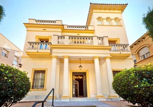 550 m² Villa ∙ 8 bedrooms ∙ 16 guests