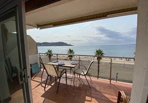 65 m² Apartment ∙ 3 bedrooms ∙ 6 guests