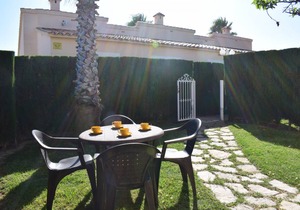 77 m² House ∙ 2 bedrooms ∙ 5 guests