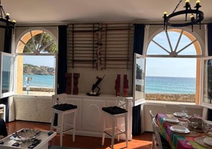 Apartamento con jardín a 11 metros de la playa. B3.