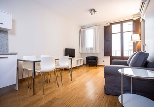 Apartment 2 + 1 in Girona