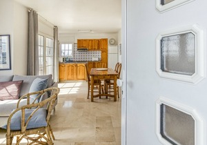 Apartment 'ART-Revilla Tacke B' with Sea View, Balcony, Shared Pool & Wi-Fi