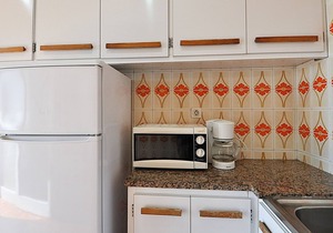 Apartment Doble 4CD, sea view, beach 30 m, 4/6 people, terrace.