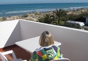 Apartment San Fernando with Sea & Mountain View, Terrace, Shared Pool & Wi-Fi