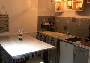 APPARTEMENT AVEC GARAGE CENTRE HISTORIQUE DE BÉZIERS