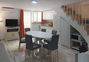 Beach front apartment in Torremolinos