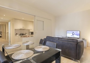 Cort Reial 2B - Holiday Apartment Rental in Girona | Bravissimo