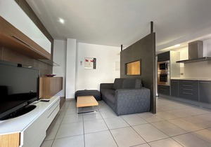 Drugstore B A - Two Bedroom Apartment, Sleeps 6