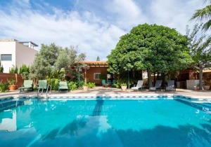 Elegant Villa in Playa Honda with Private Pool