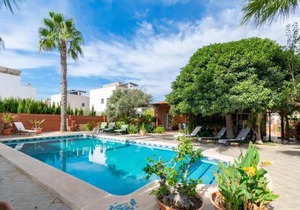 Elegant Villa in Playa Honda with Private Pool