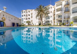 Erisa 31 by IVI Real Estate