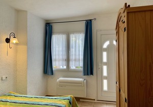 Holiday Home "Casa Mas Tomasi" with Pool, Air conditioning and Sea View