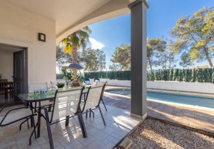 Holiday Home Gaviota 4 by Interhome