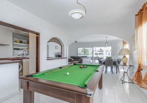 Holiday Home Peni by Interhome