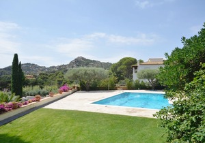 Holiday rental semidetached with swimming pool in Begur, Aiguablava