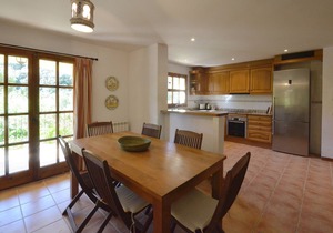 Holiday rental villa with swimming pool in Begur, Sa Tuna