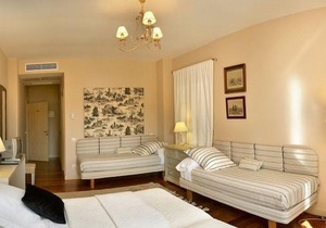 Hotel Santa Coloma del Camino
