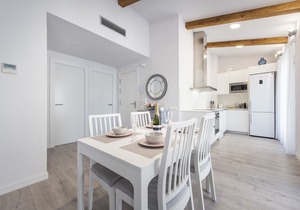 Lovely and bright apartment in the heart of Banyoles