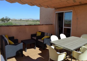 Modern Penthouse with Wifi, South-facing Terrace and Community Pool