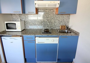 PORT CANIGÓ II 304 -Nice and bright apartment with views on the channels and pool, in Santa Margarita (Roses)