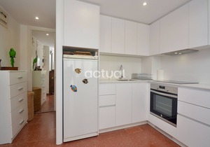 President C-6 Seafront apartment