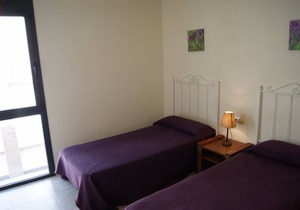 Riera Ginjolers 3B - Two Bedroom Apartment, Sleeps 4