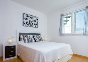 ROYAL MARINA II 421 - Very nice apartment in Santa Margarita (Roses) with a magnificent view of the canal.