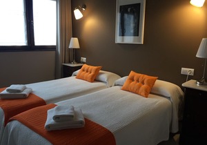 Rural apartment El Hospital de Villahormes for 4 people