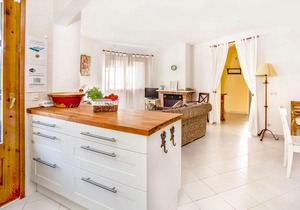 Sant Antoni de Calonge Villa Sleeps 8 with Pool Air Con and WiFi