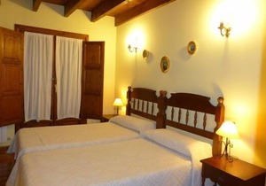Self catering El Nozal,Los Ablanos,El Acebo y Alloros I y II for 4 people