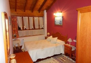 Self catering El Nozal,Los Ablanos,El Acebo y Alloros I y II for 4 people