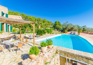 Sobreamunt - Three Bedroom Villa, Sleeps 6
