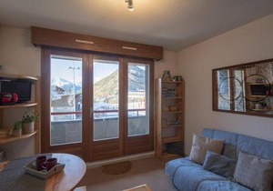 Studio 4 personnes avec balcon proche pistes de ski - FR-1-296-316