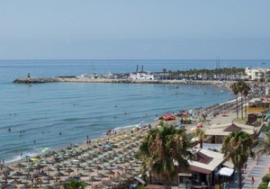 TORREMOLINOS BEACHFRONT 202 by AlohaMalaga