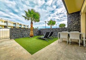 Townhouse 2 bedrooms on the first line