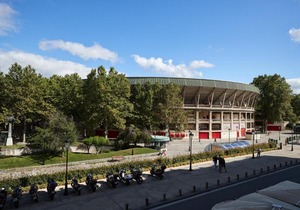 TuApartamento Boutique - Plaza de Toros Pamplona