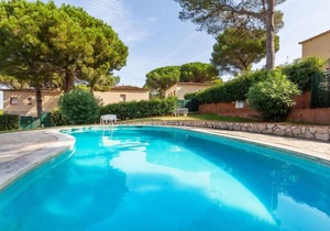 Vacation home Torre Mora in Pals - 8 persons, 4 bedrooms