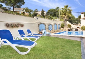 Villa Crisantemo (Lloret de Mar)
