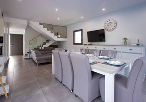Villa for rent in Mas Busca, Roses, Costa Brava: Spacious villa with private pool, ideal for families, 3 km from Roses beach.