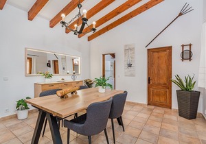 Villa with pool walking distance to the town