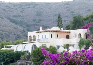 Villa with Private Pool,Stunning Sea Views,10 min walk to the beach air con Wifi