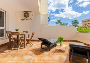 Vistamarina B105 by IVI Real Estate