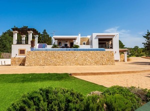 Offer Villa Almond Sea | Cala de Bou