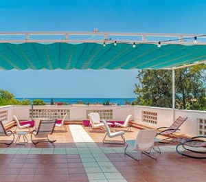 La Poniente Hostel 