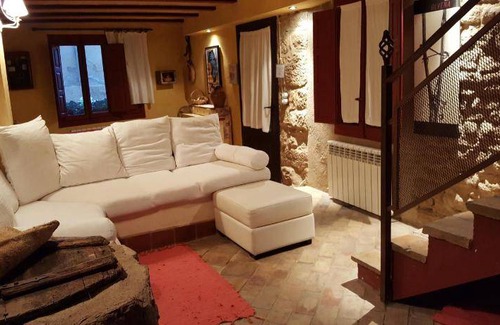 Colungo Bed & Breakfast | 100 m² Bed and breakfast ∙ 2 bedrooms ∙ 5 guests