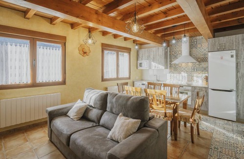 Santibanez del Val House | 100 m² House ∙ 2 bedrooms ∙ 7 guests