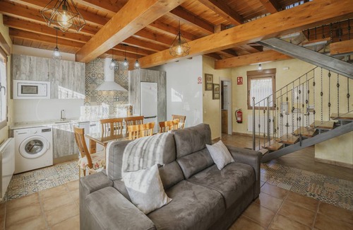 Santibanez del Val House | 100 m² House ∙ 2 bedrooms ∙ 7 guests