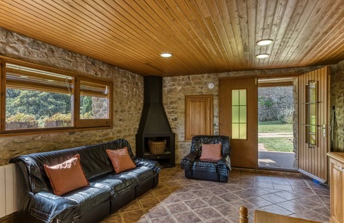 Merlant House | 100 m² House ∙ 2 bedrooms ∙ 4 guests