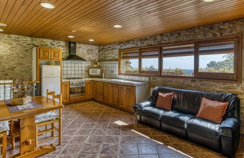 Merlant House | 100 m² House ∙ 2 bedrooms ∙ 4 guests